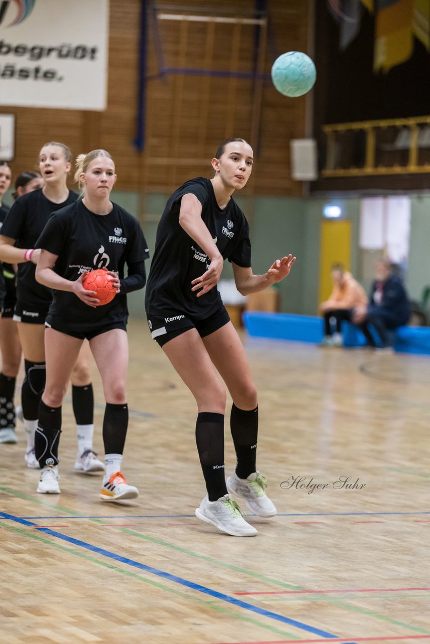 Bild 125 - wBJ SV Henstedt Ulzburg - TuRa Meldorf : Ergebnis: 22:38